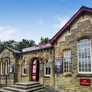 Artist Hideaway Main Street Holiday home Haworth